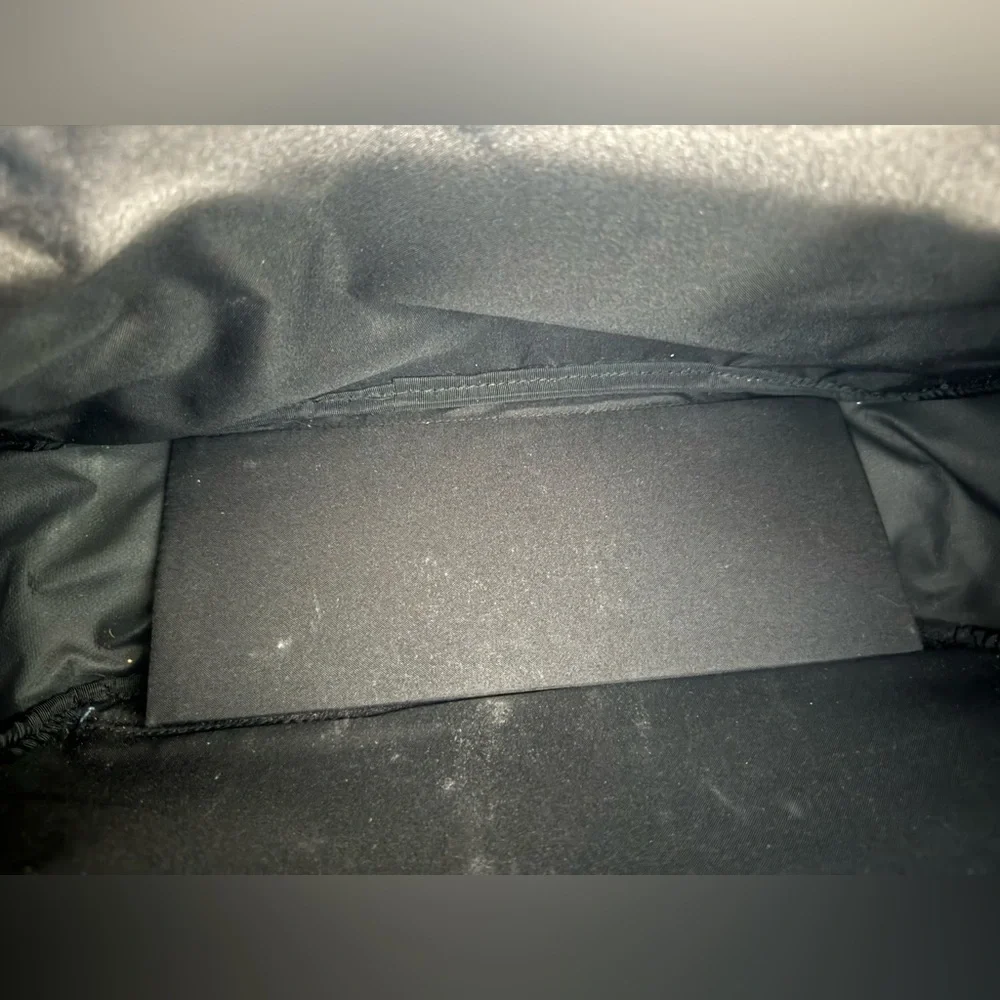Eddie Bauer hand luggage and laptop bag - Picture 3 of 8